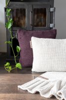 Knit Factory Vinz Kissen 50x50 cm Glatt Lila