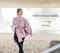 Knit Factory Jazz Poncho capes One Size Glatt Dunkelblau