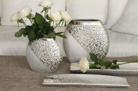 Gilde Keramik runde Vase"Grace" VE 2 (BxHxL) 26,7 cm x 25 cm x 7,5 cm champagner-silber Sie kaufen hier immer ein Set von 2 gleichen Artikeln.