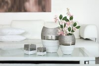 Gilde Keramik ovale Vase "Lavena" VE 2 (BxHxL) 24 cm x 29,5 cm x 13,5 cm silber/weis/hellgrau Sie kaufen hier immer ein Set von 2 gleichen Artikeln.