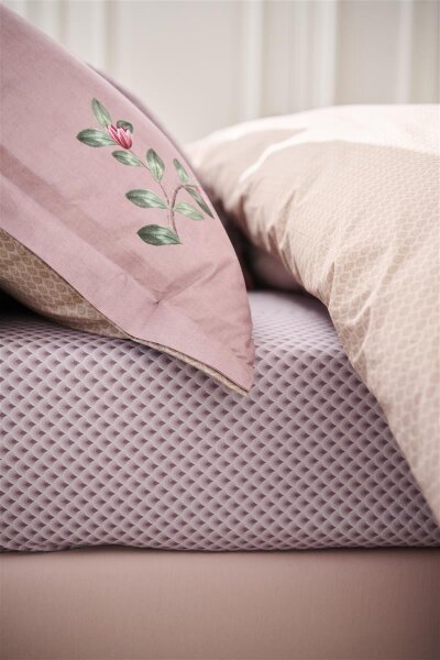 Pip Studio Spannbettlaken Suki_Mauve_UV_UV_100x200 HH: 25 100 x 200 cm Pocket depth: 25 cm 1 Spannbettlaken