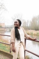Knit Factory Jasmin Kurze Strickjacke Jeans 36/38