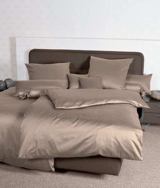 Janine Mako-Satin Kissenhülle Kiss. 40x60 1 teilig  Colors 31001-57-640 taupe